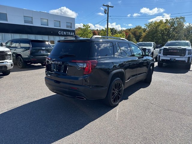 2023 Gmc Acadia SLT photo 2