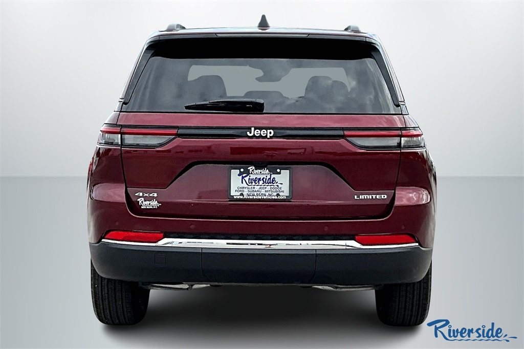 2025 Jeep Grand Cherokee Limited photo 4