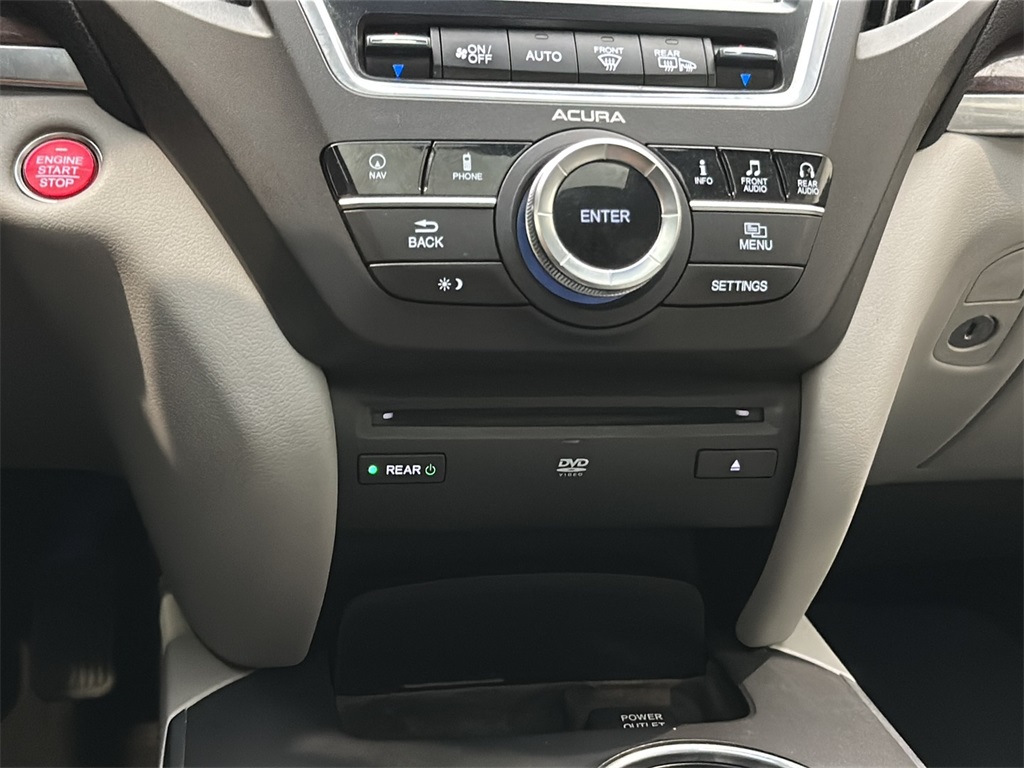 2016 Acura MDX SH-AWD Advance Entertainment photo 30