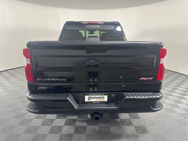 2025 Chevrolet Silverado 1500 RST photo 3