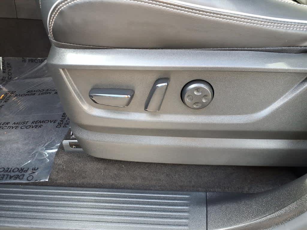 2025 Infiniti QX80 Luxe photo 16