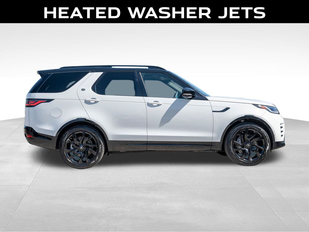 2024 Land Rover Discovery SE photo 4