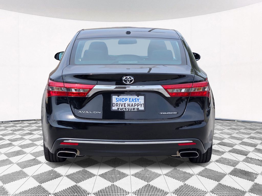 2016 Toyota Avalon Touring photo 12