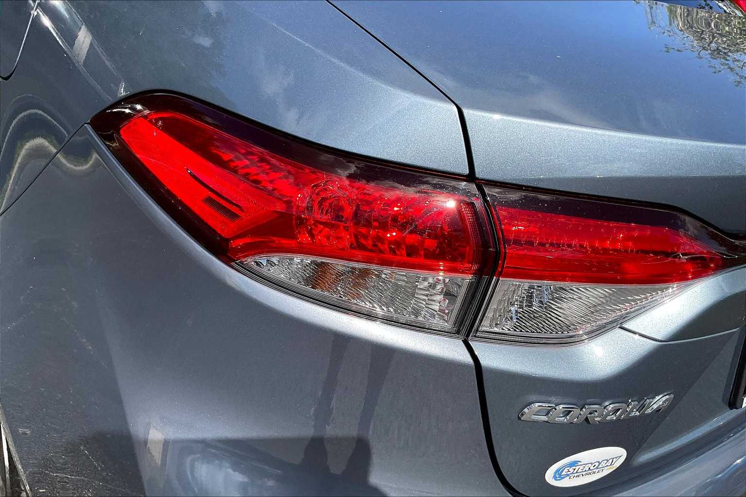 2023 Toyota Corolla Hybrid LE photo 27