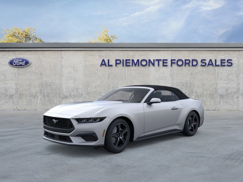 2025 Ford Mustang EcoBoost's photo