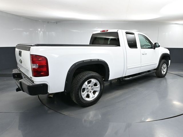 2013 Chevrolet Silverado 1500 LTZ photo 3