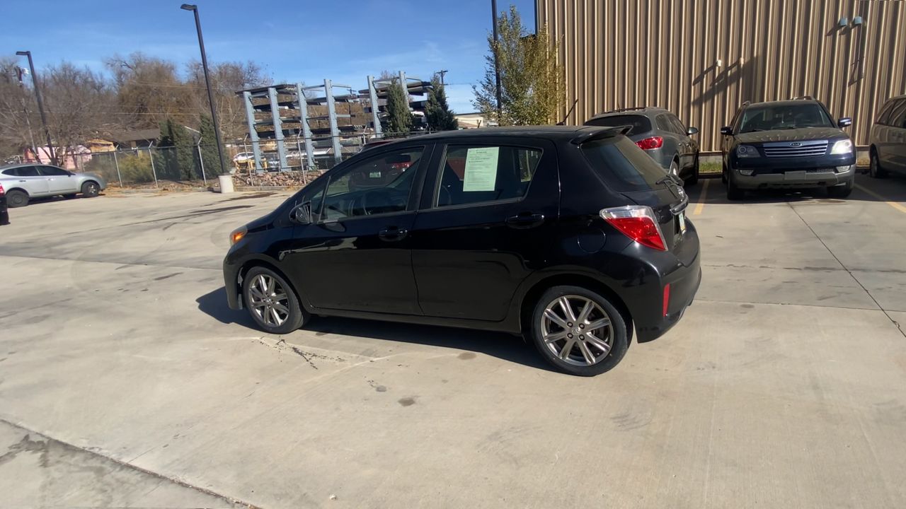 2014 Toyota Yaris SE photo 4