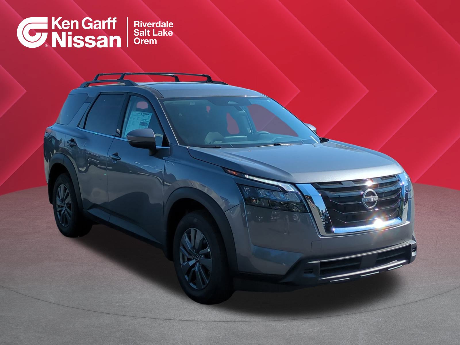 2025 Nissan Pathfinder SV's photo