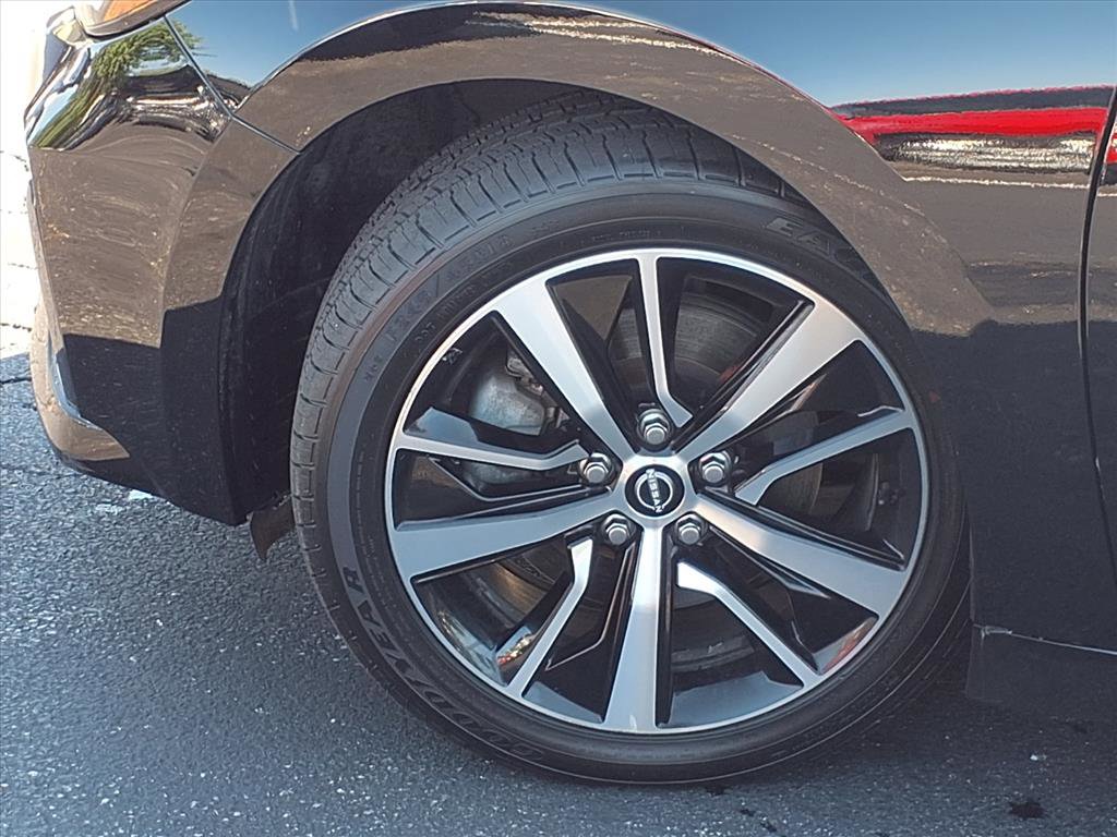 2023 Nissan Maxima SV photo 4
