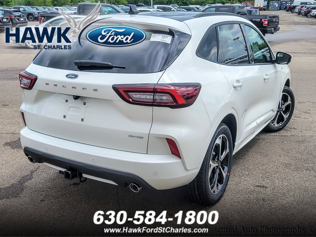 2024 Ford Escape ST-Line Select photo 3