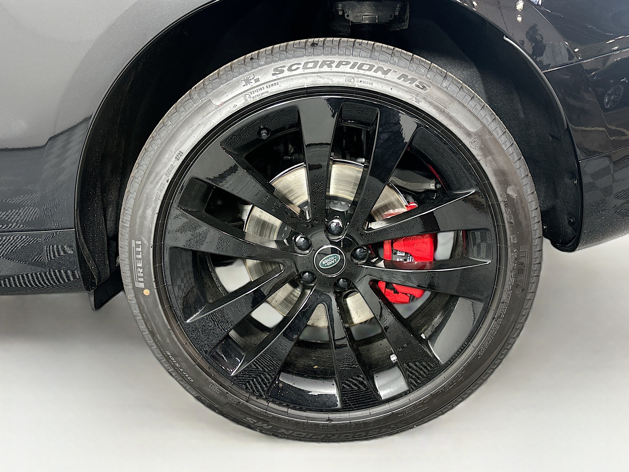 2025 Land Rover Range Rover Sport SE photo 29