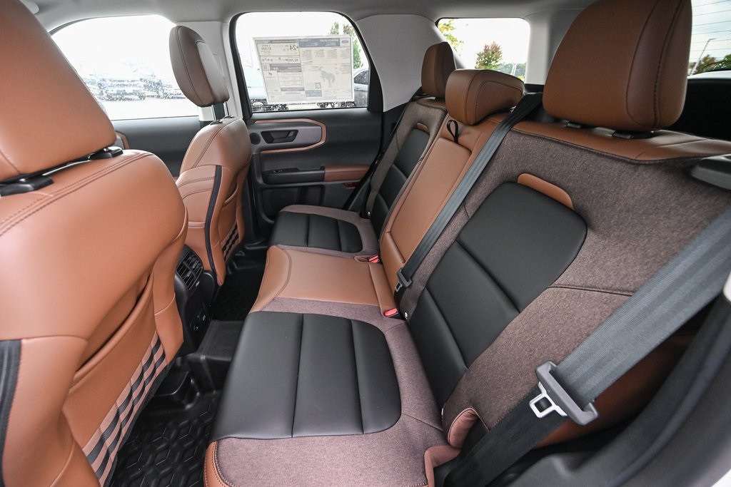 2025 Ford Bronco Sport Outer Banks photo 14
