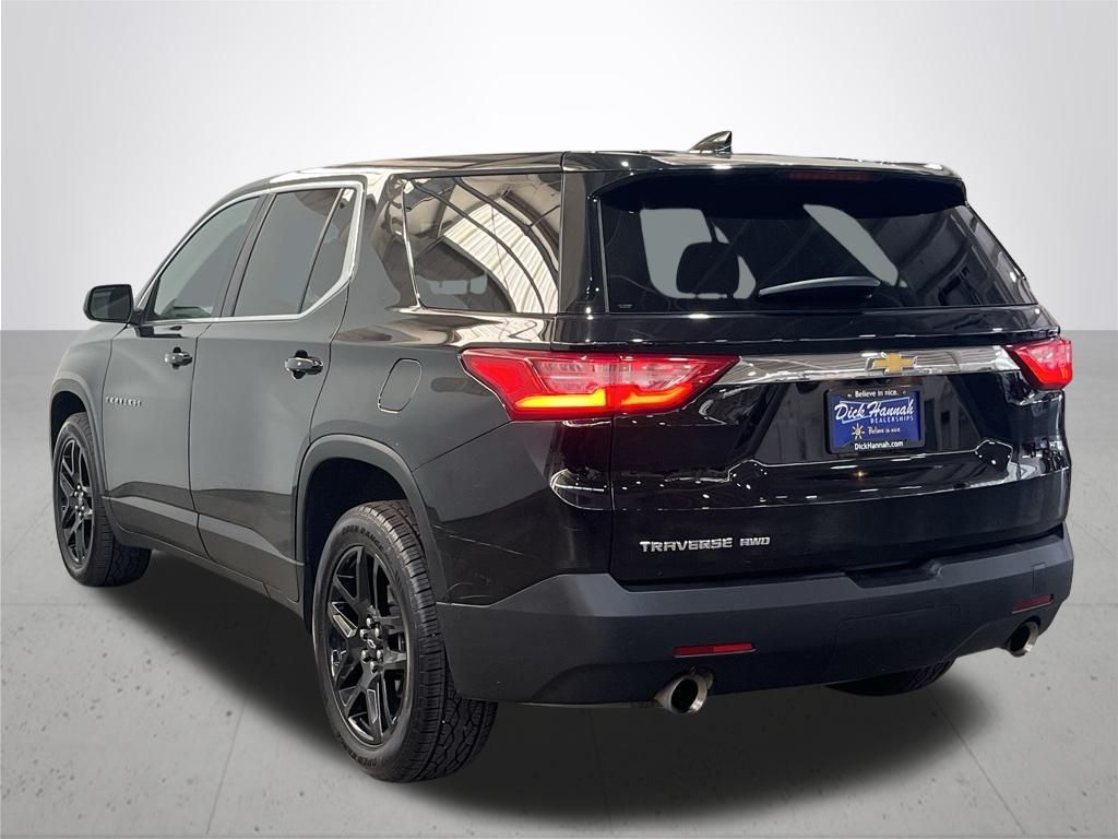 2021 Chevrolet Traverse LS photo 13