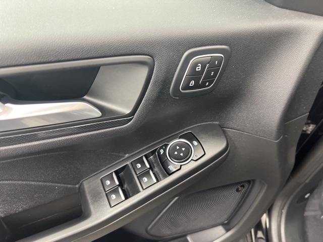 2023 Ford Escape ST-Line Select photo 12