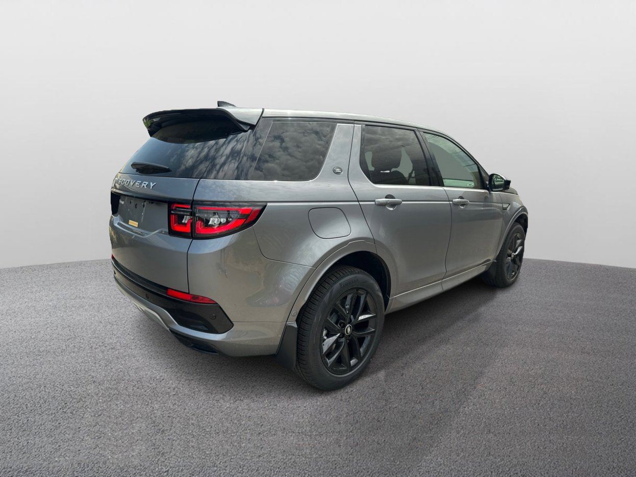 2025 Land Rover Discovery Sport S photo 5