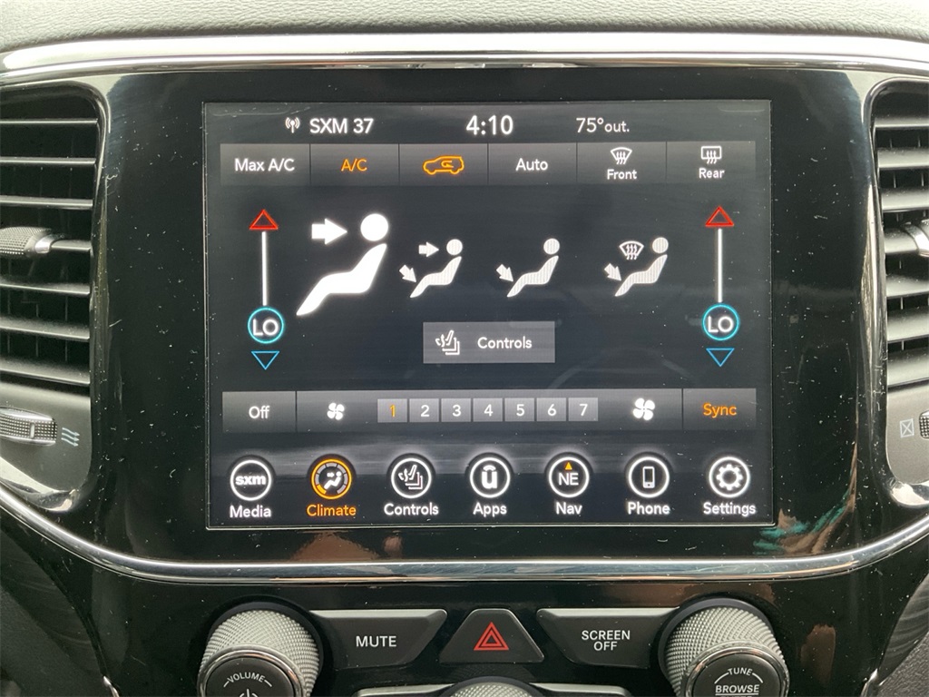 2020 Jeep Grand Cherokee Altitude photo 19
