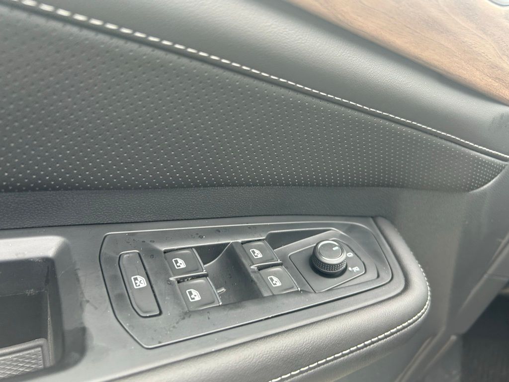 2026 Volkswagen Atlas SE Technology photo 42