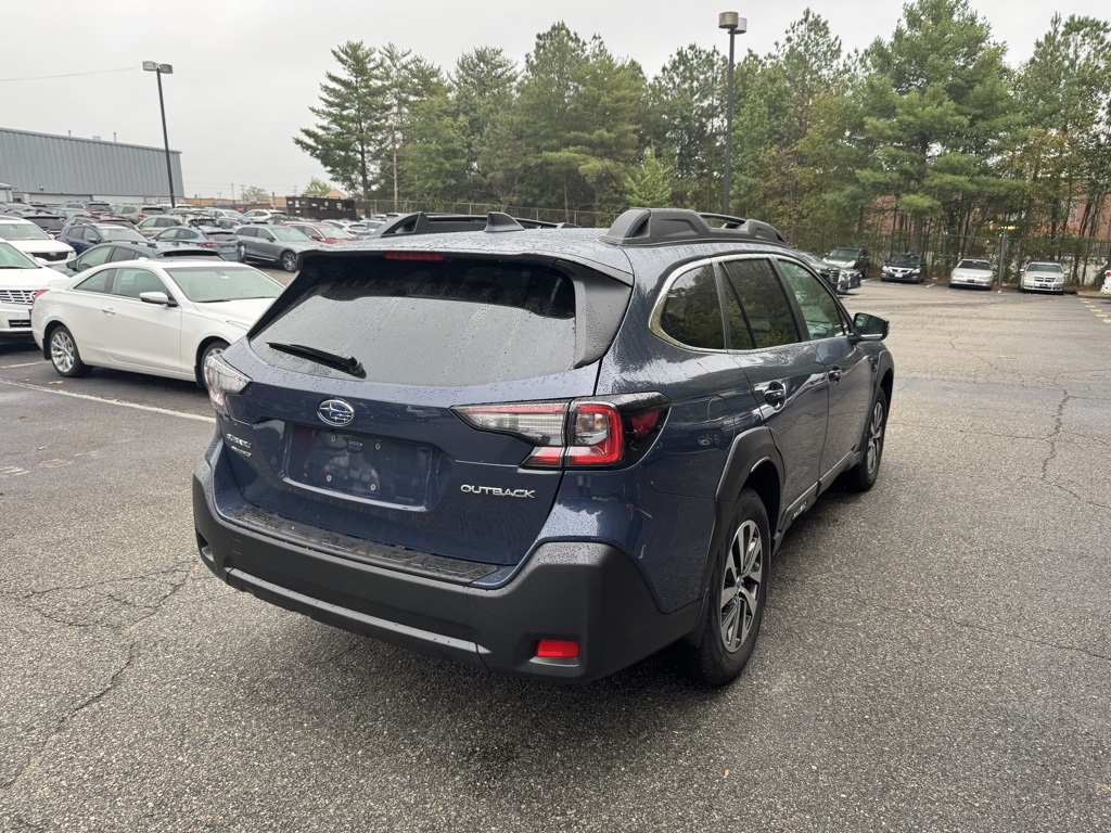 2025 Subaru Outback Premium photo 4