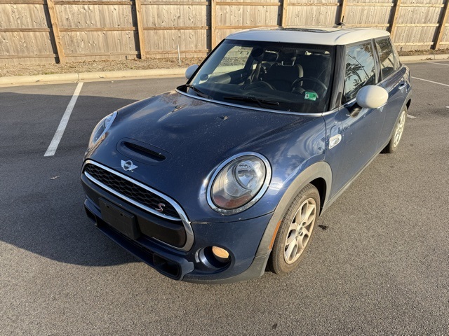 2017 Mini Cooper 4 Door Hardtop Base photo 3