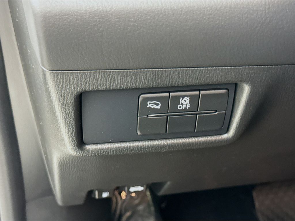 2025 Mazda CX-5 2.5 Select photo 10