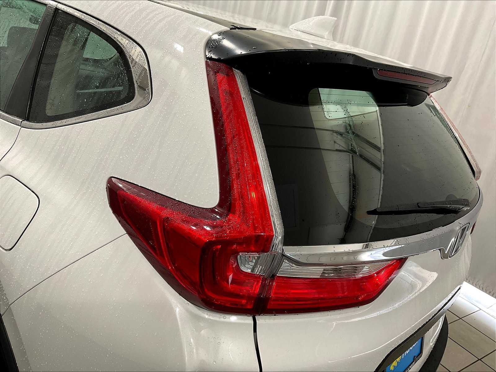 2019 Honda CR-V LX photo 30