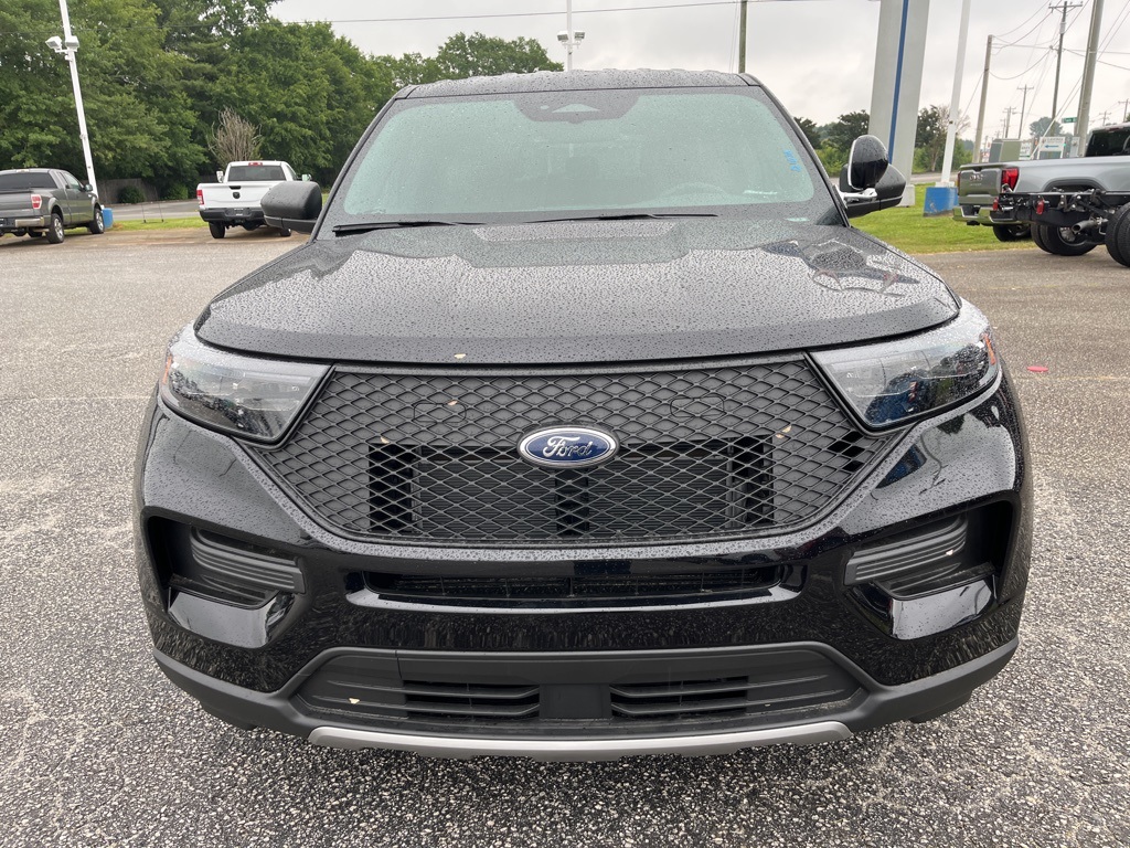 2025 Ford Explorer photo 2