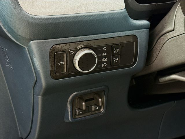2025 Ford Maverick XLT photo 8
