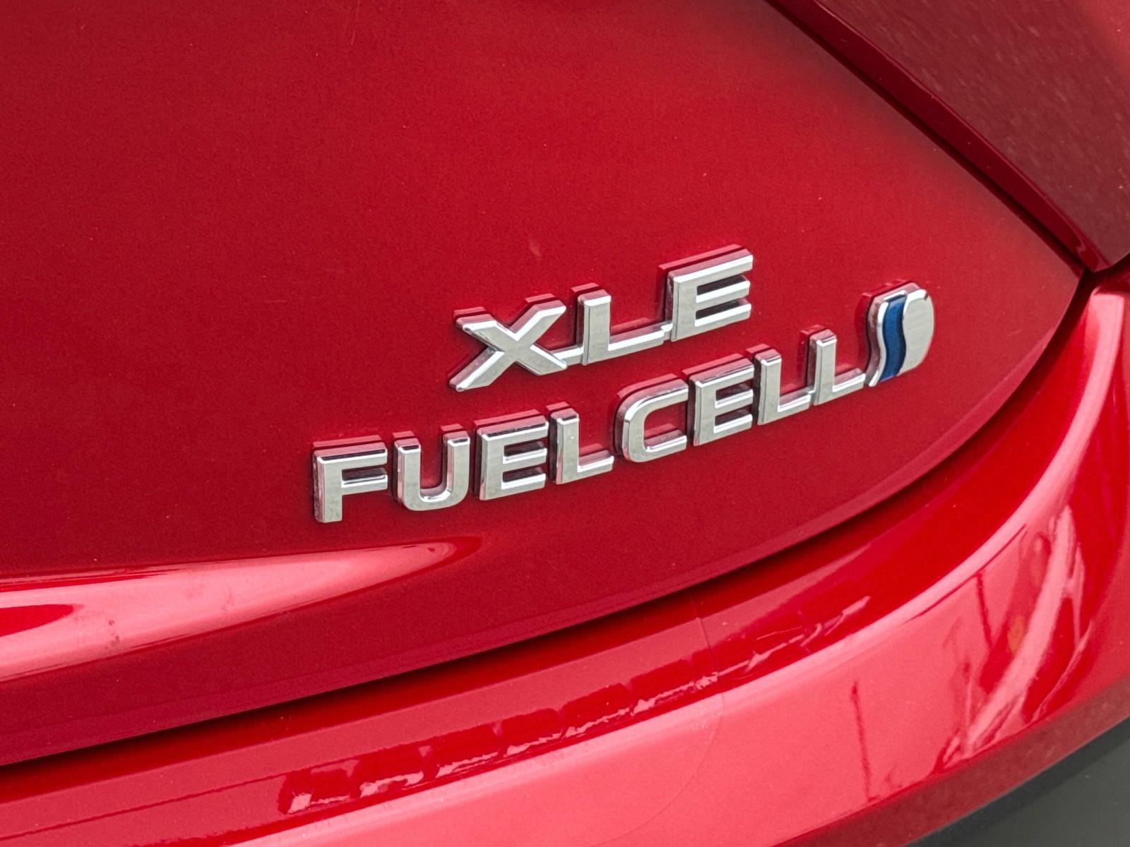 2023 Toyota Mirai XLE photo 23