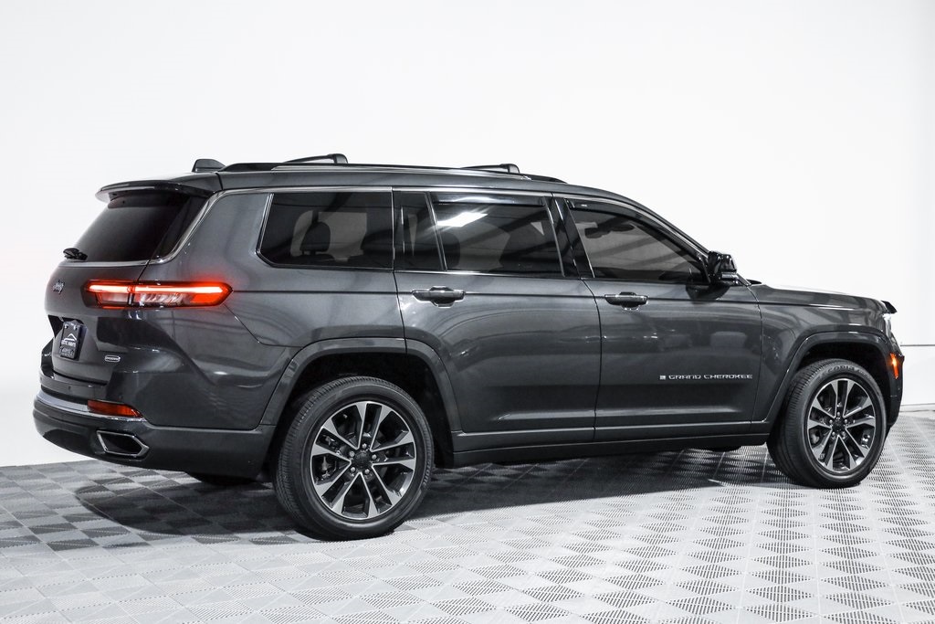 2022 Jeep Grand Cherokee Overland photo 4