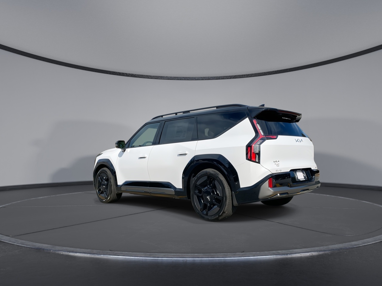 2026 Kia EV9 GT-Line photo 4