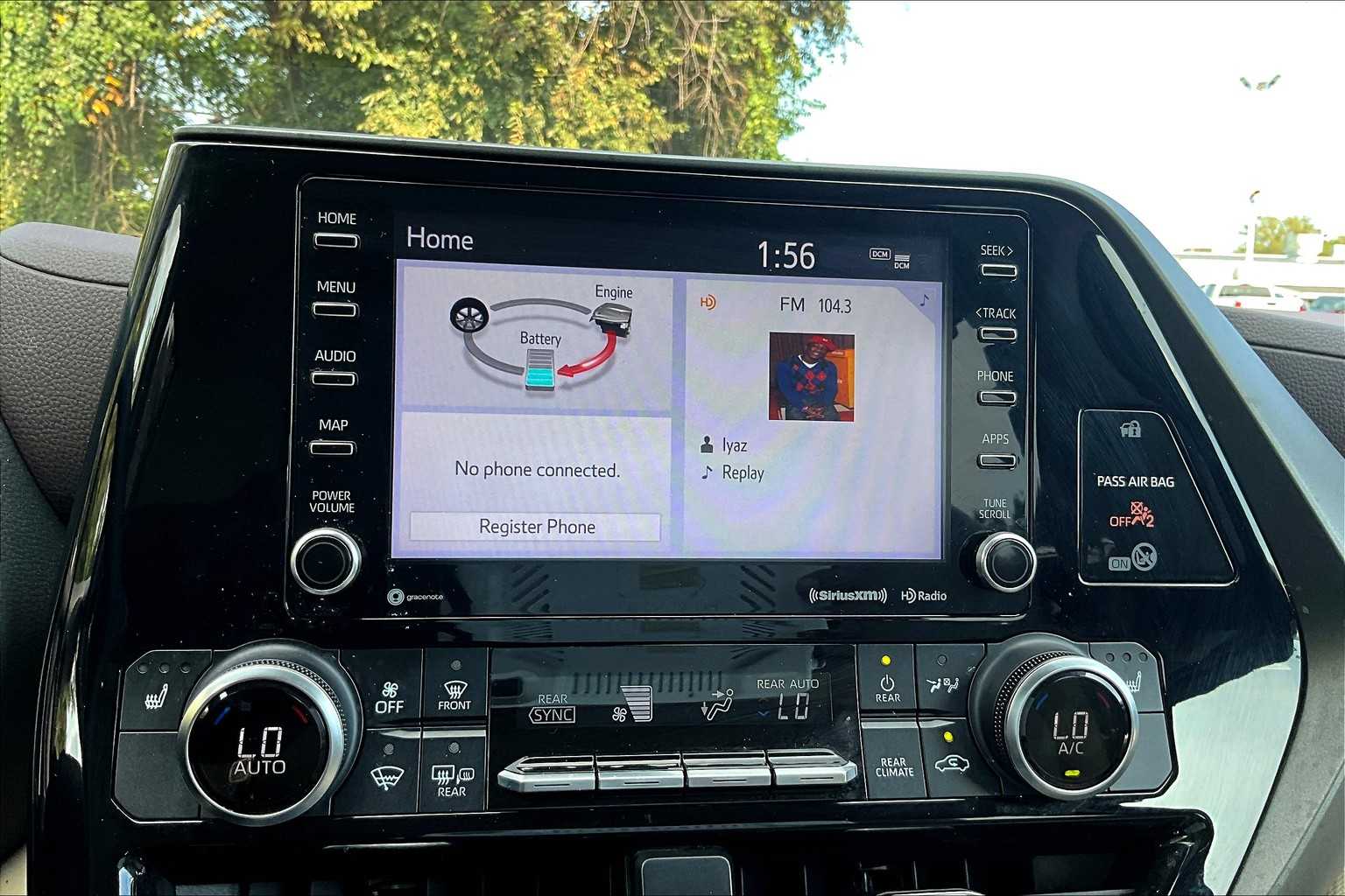 2021 Toyota Highlander Hybrid XLE photo 29