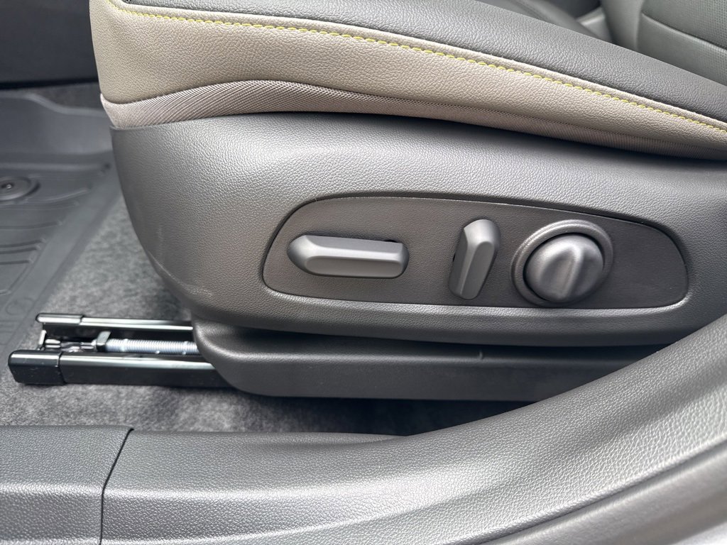 2026 Chevrolet Trax ACTIV photo 17