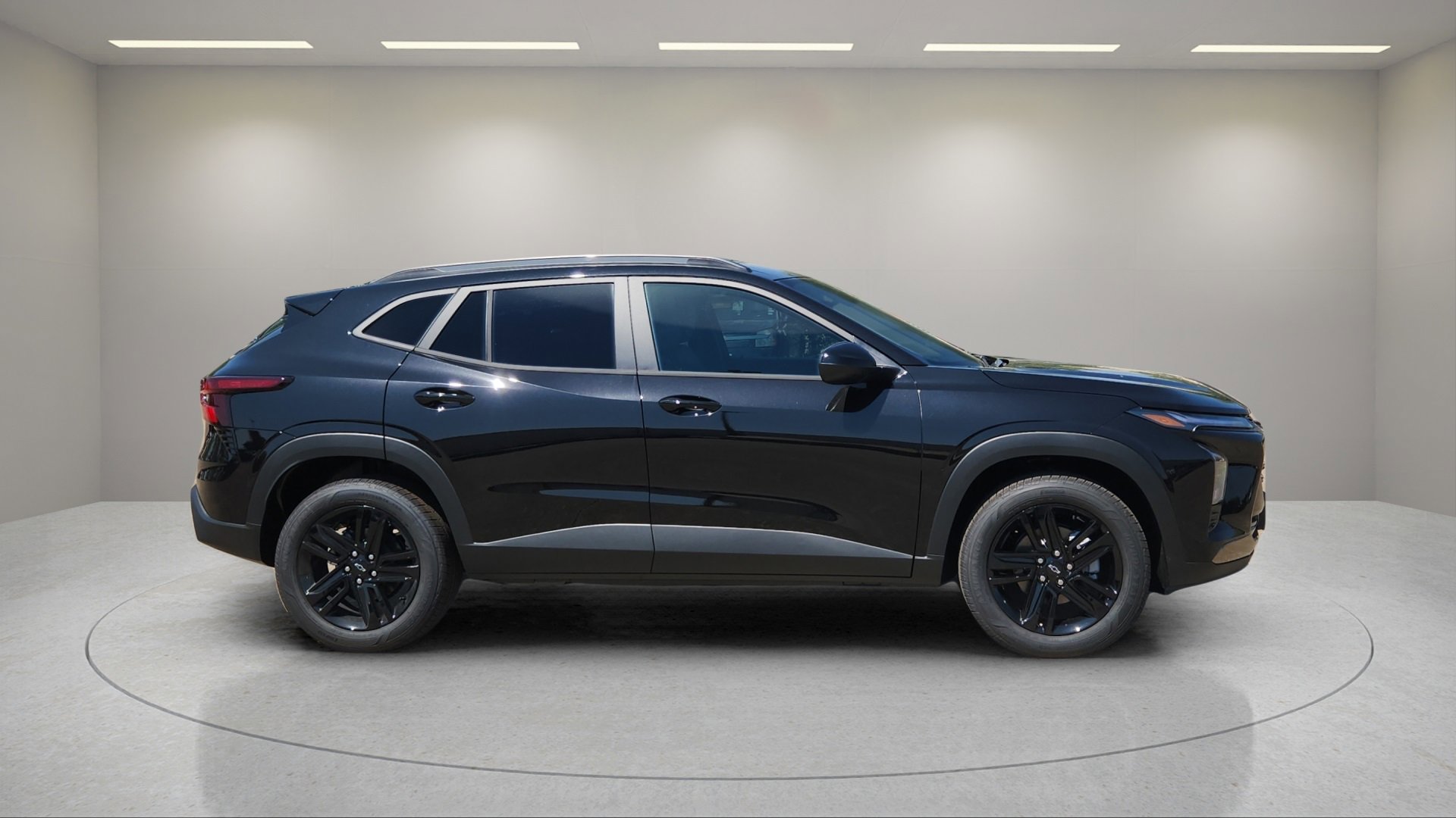 2025 Chevrolet Trax ACTIV photo 2