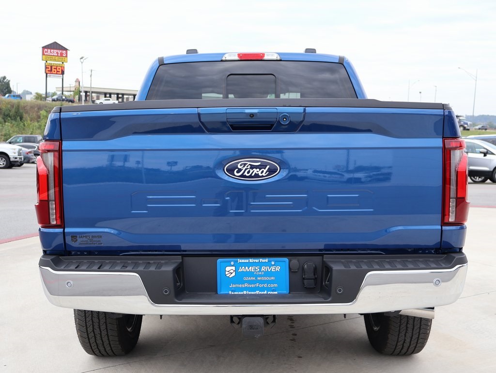 2025 Ford F-150 Lariat photo 4