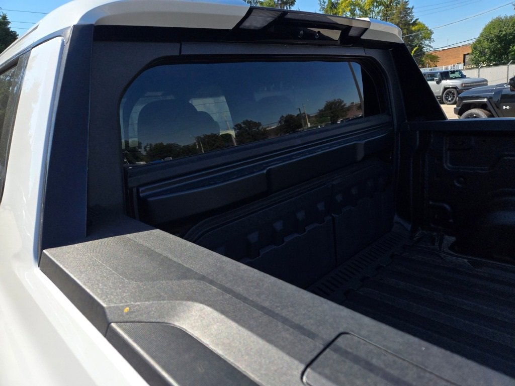 2026 Gmc Sierra EV AT4 photo 15