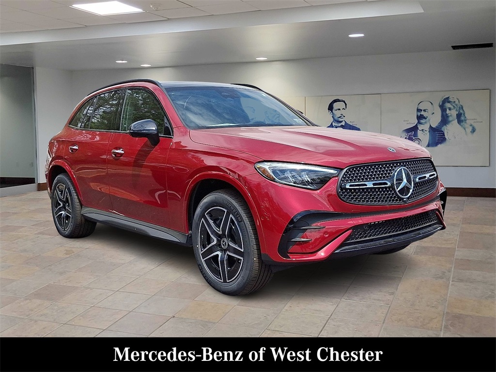 2025 Mercedes-Benz GLC Base's photo