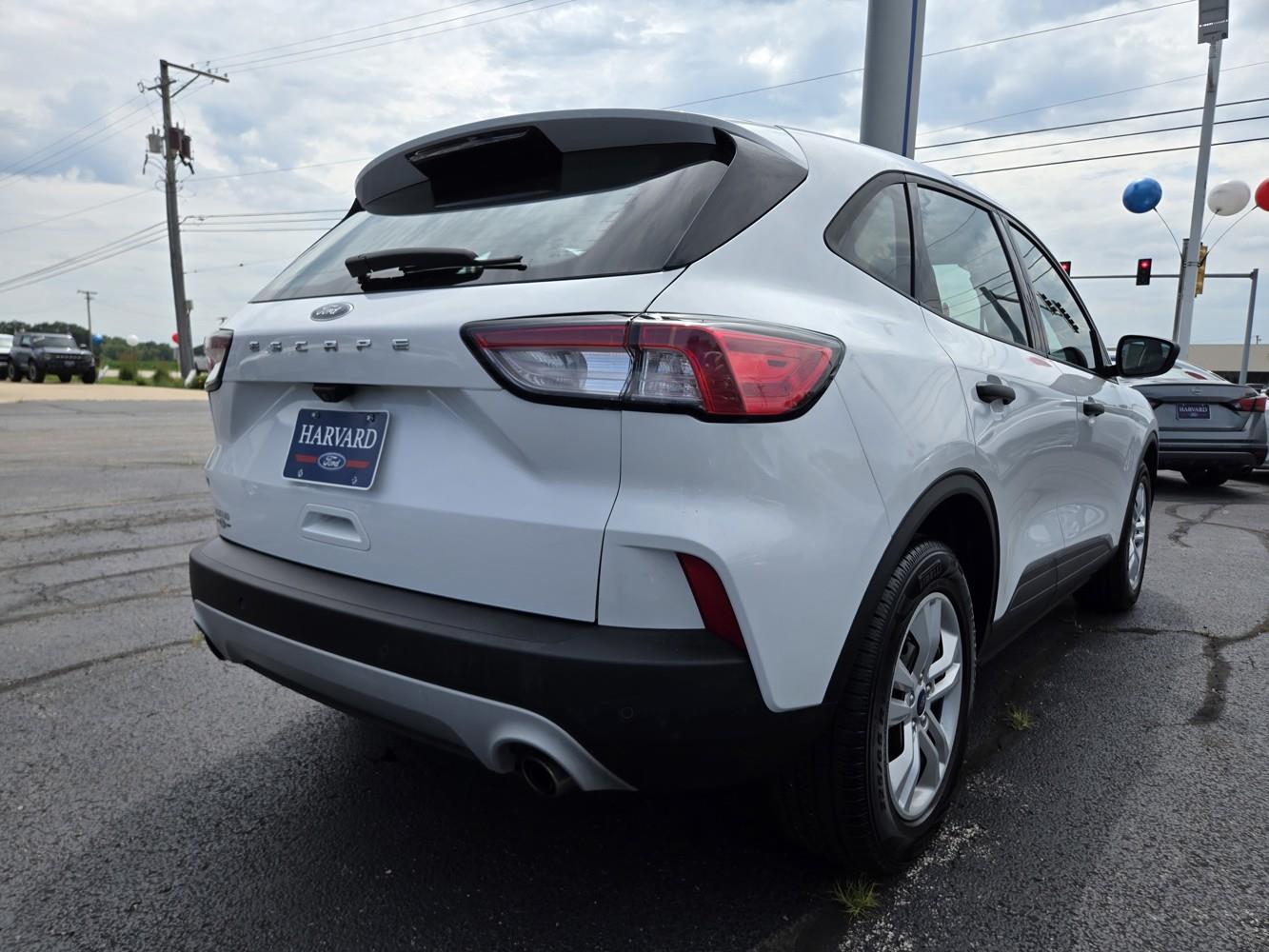 2022 Ford Escape S photo 33