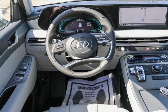 New 2025 White Hyundai SEL FWD image 14