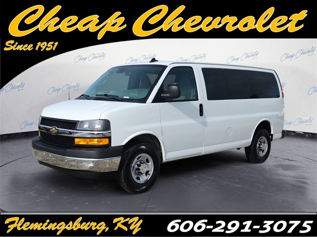 2020 Chevrolet Express Passenger LT's photo