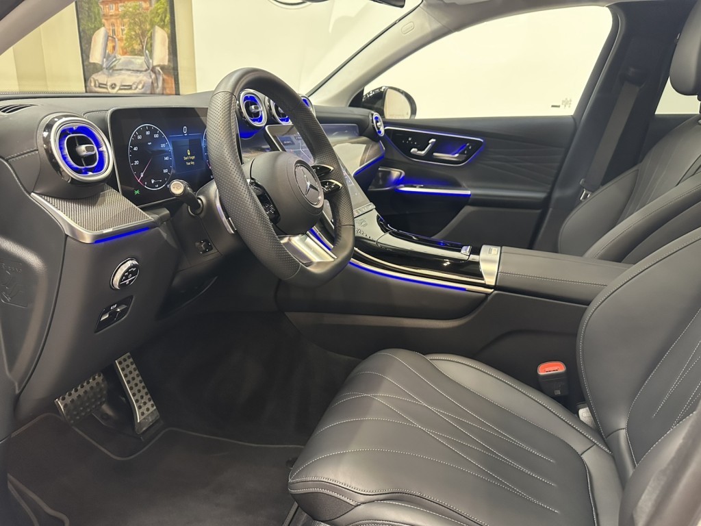 2025 Mercedes Benz GLC 300 4MATIC Coupe photo 2