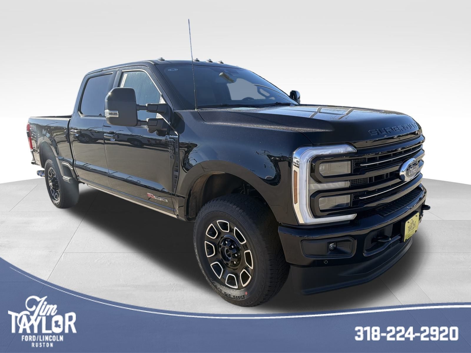 2026 Ford F-250 Super Duty Platinum's photo