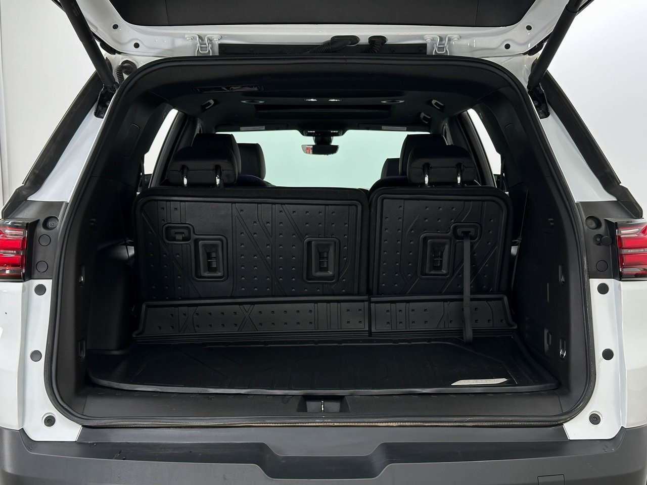 2023 Chevrolet Traverse RS photo 17