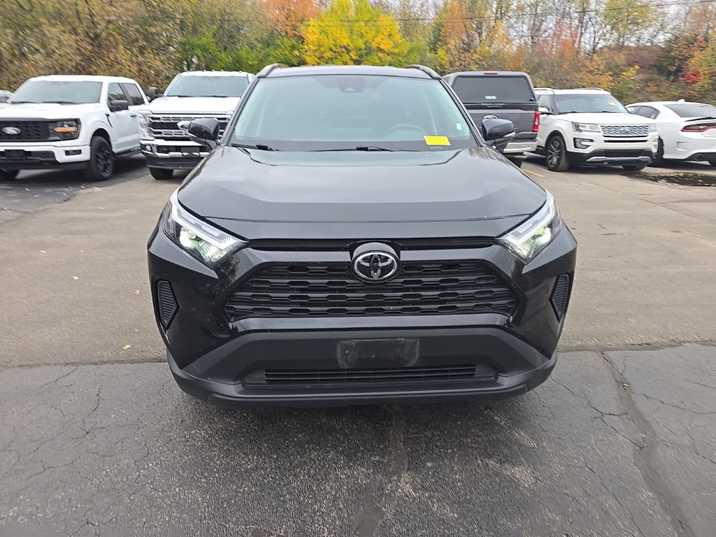 Used 2024 Toyota RAV4 XLE with VIN 2T3P1RFV0RW473652 for sale in Kansas City