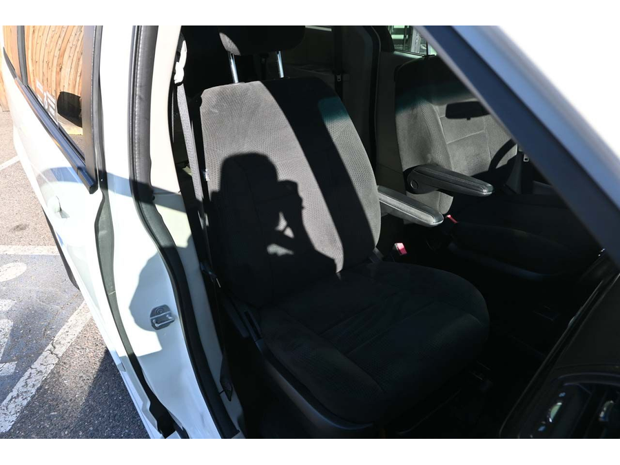 2013 Dodge Grand Caravan SXT photo 16