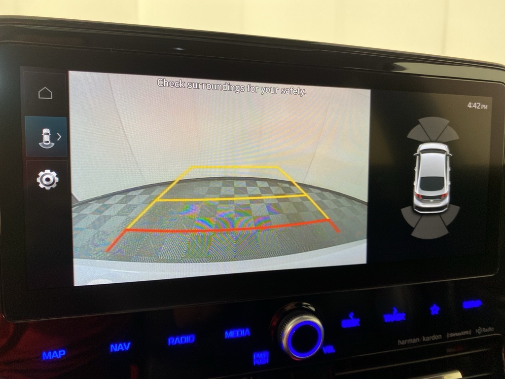 2020 Hyundai Ioniq Limited photo 2
