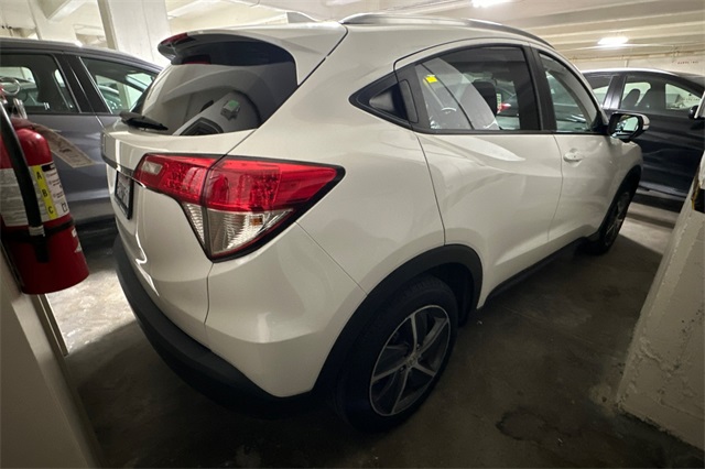 2021 Honda HR-V EX photo 3