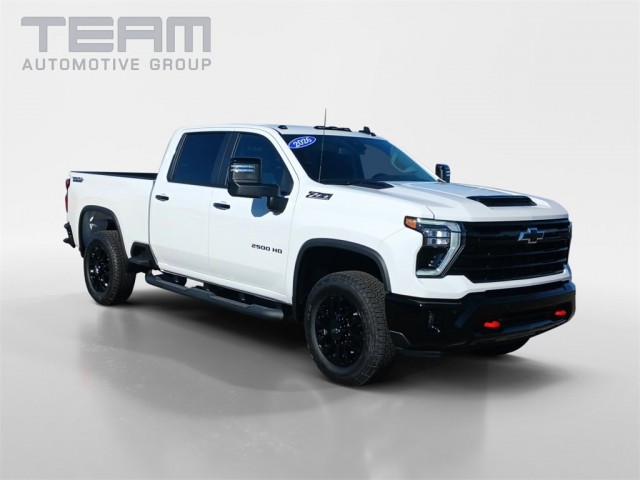 2026 Chevrolet Silverado 2500HD LT's photo
