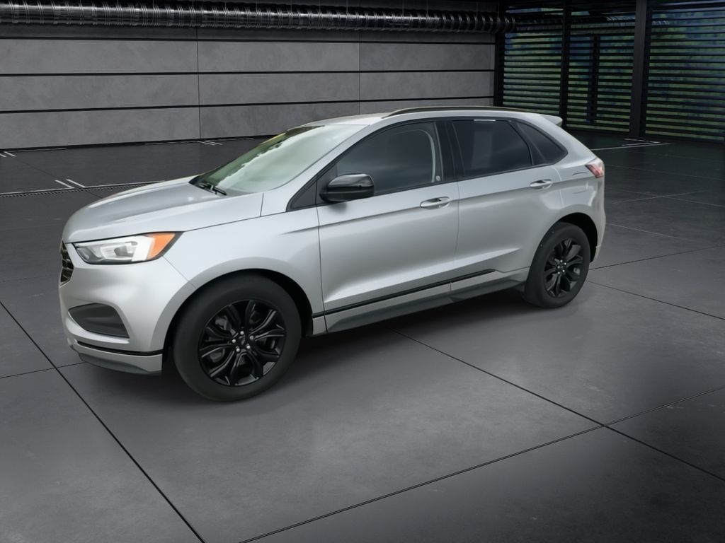 2022 Ford Edge SE photo 4
