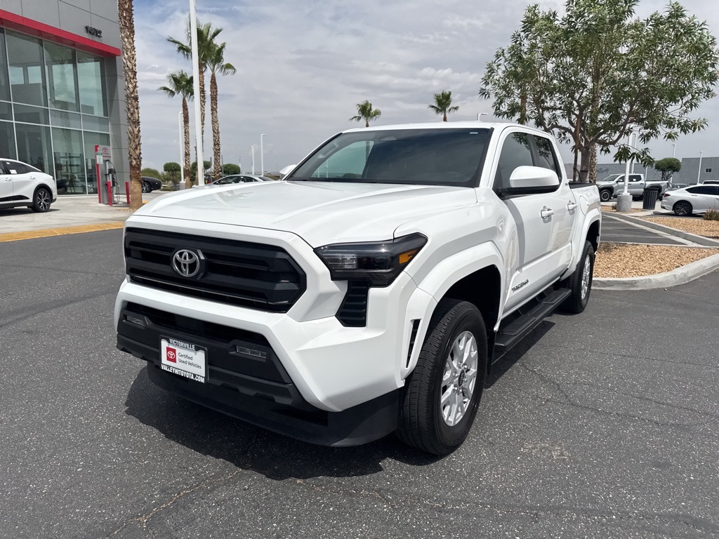 2024 Toyota Tacoma SR5 photo 2