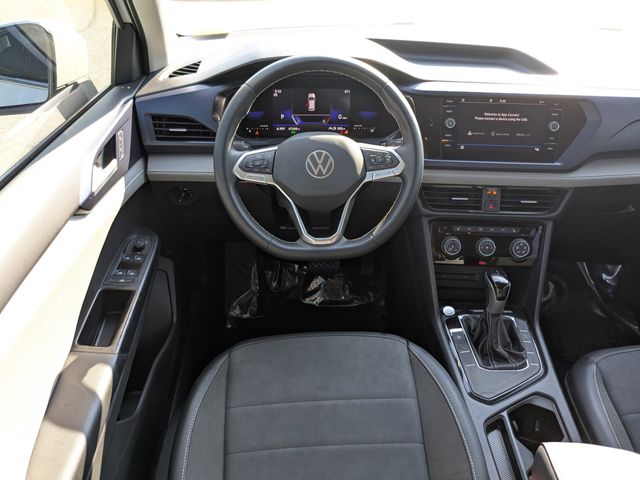 2023 Volkswagen Taos SE photo 13
